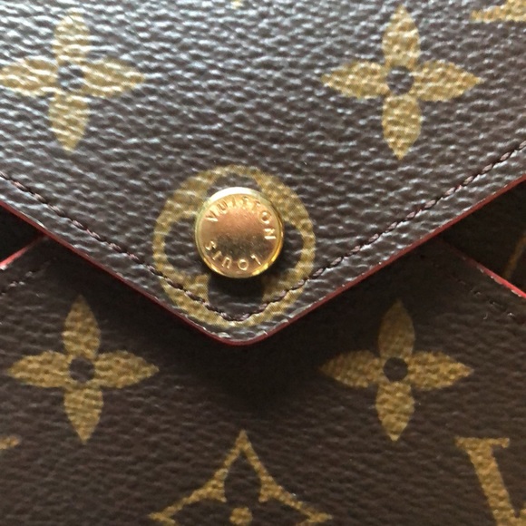 Authentic Medium Louis Vuitton Kirigami Pouch - Picture 3 of 8